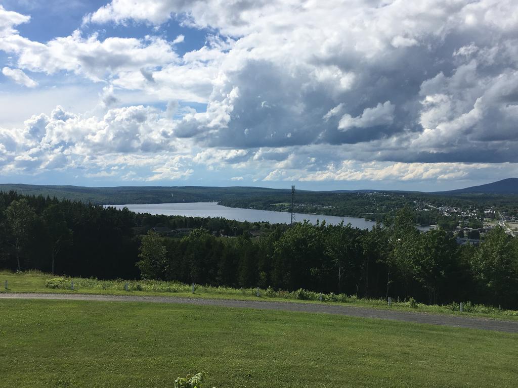 Les Soins De Vicky Otel Lac-Mégantic Dış mekan fotoğraf